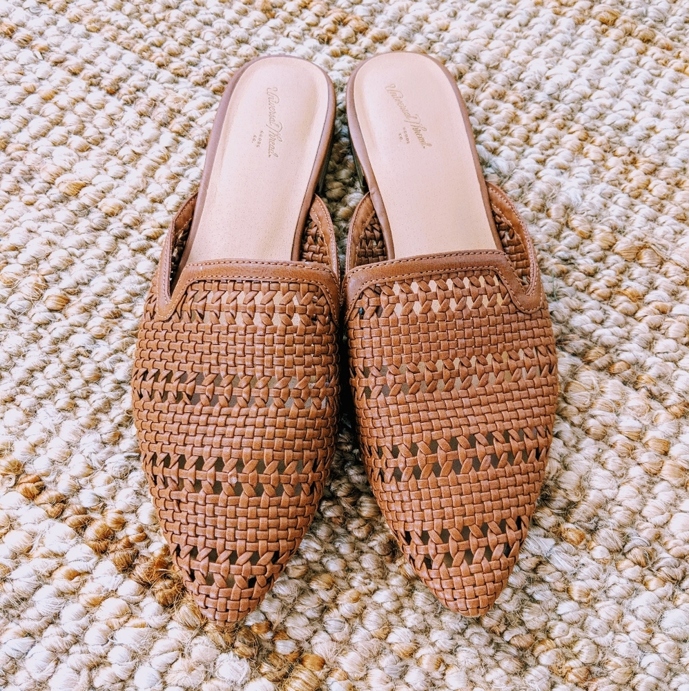 Universal Thread Pointed Toe Slip-On Mules